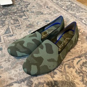 Rothy’s Loafer in Olive Green Camo